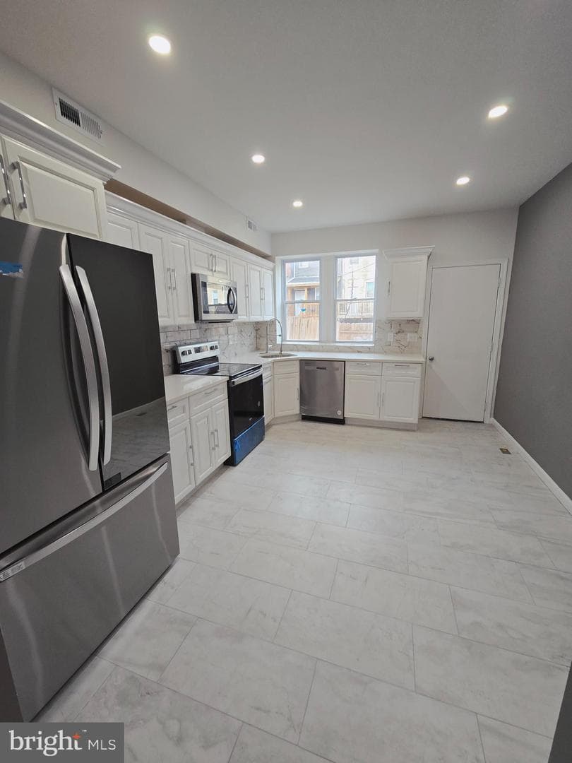 2230 Prentiss Place photo 4