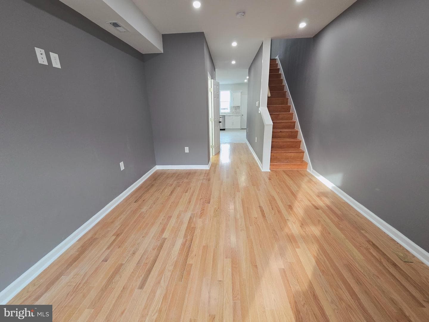 2230 Prentiss Place photo 5
