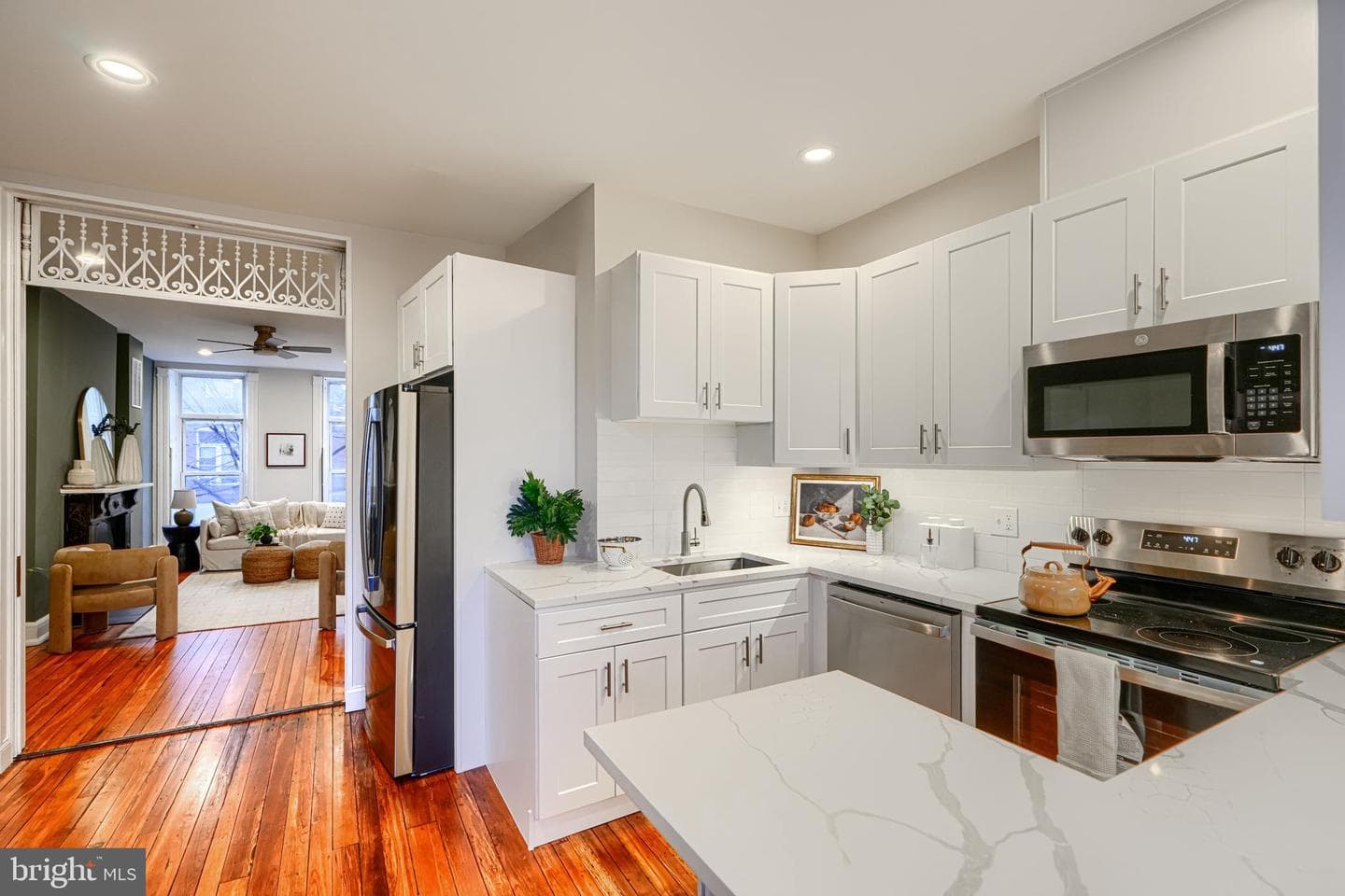 1911 Park Avenue photo 16
