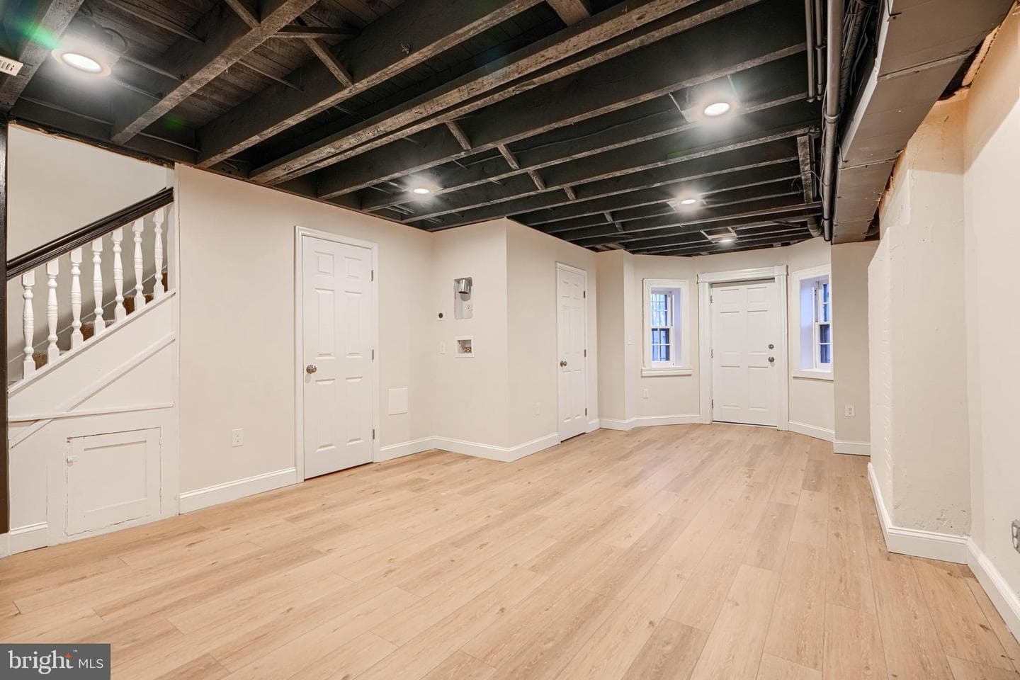1911 Park Avenue photo 44