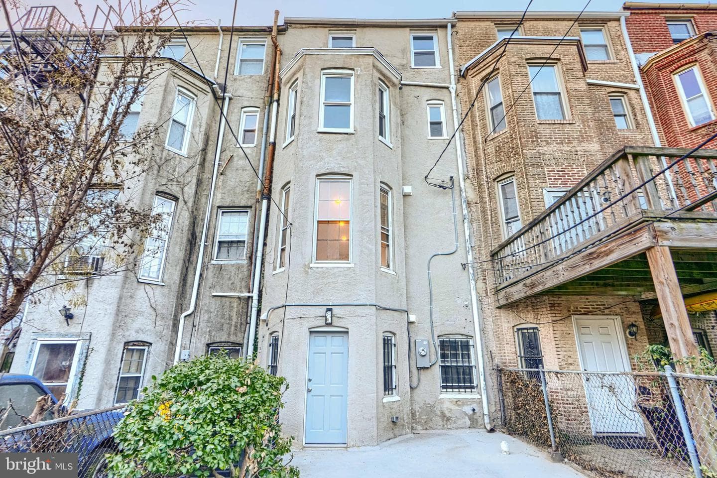 1911 Park Avenue photo 52