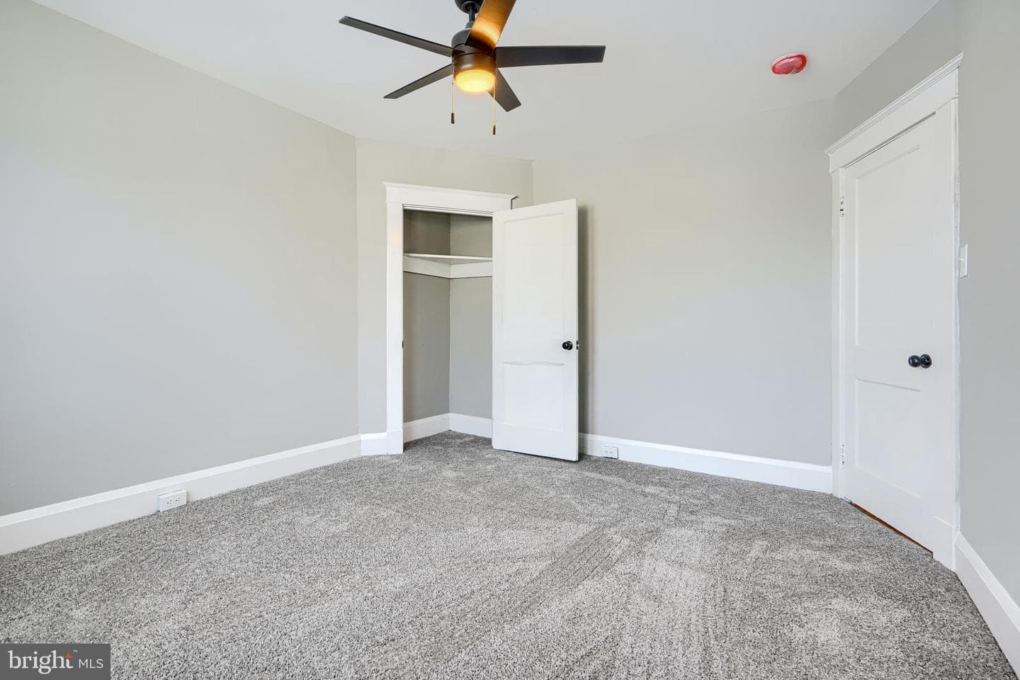 2902 Westfield Avenue photo 36