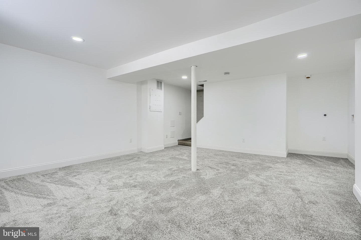 2902 Westfield Avenue photo 45