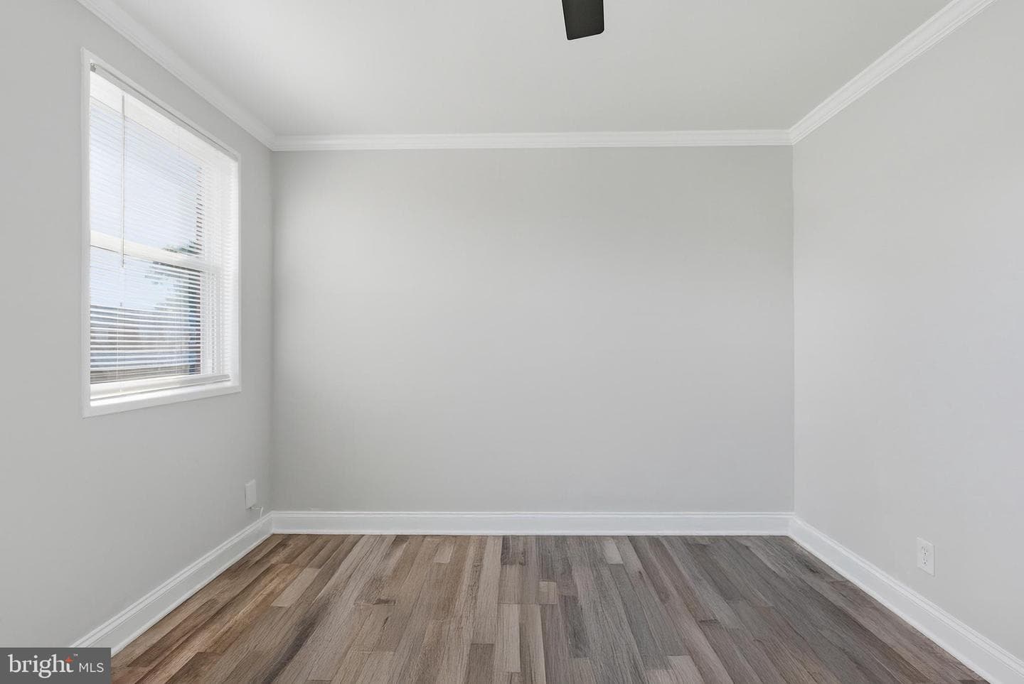 1244 N Augusta Avenue photo 13