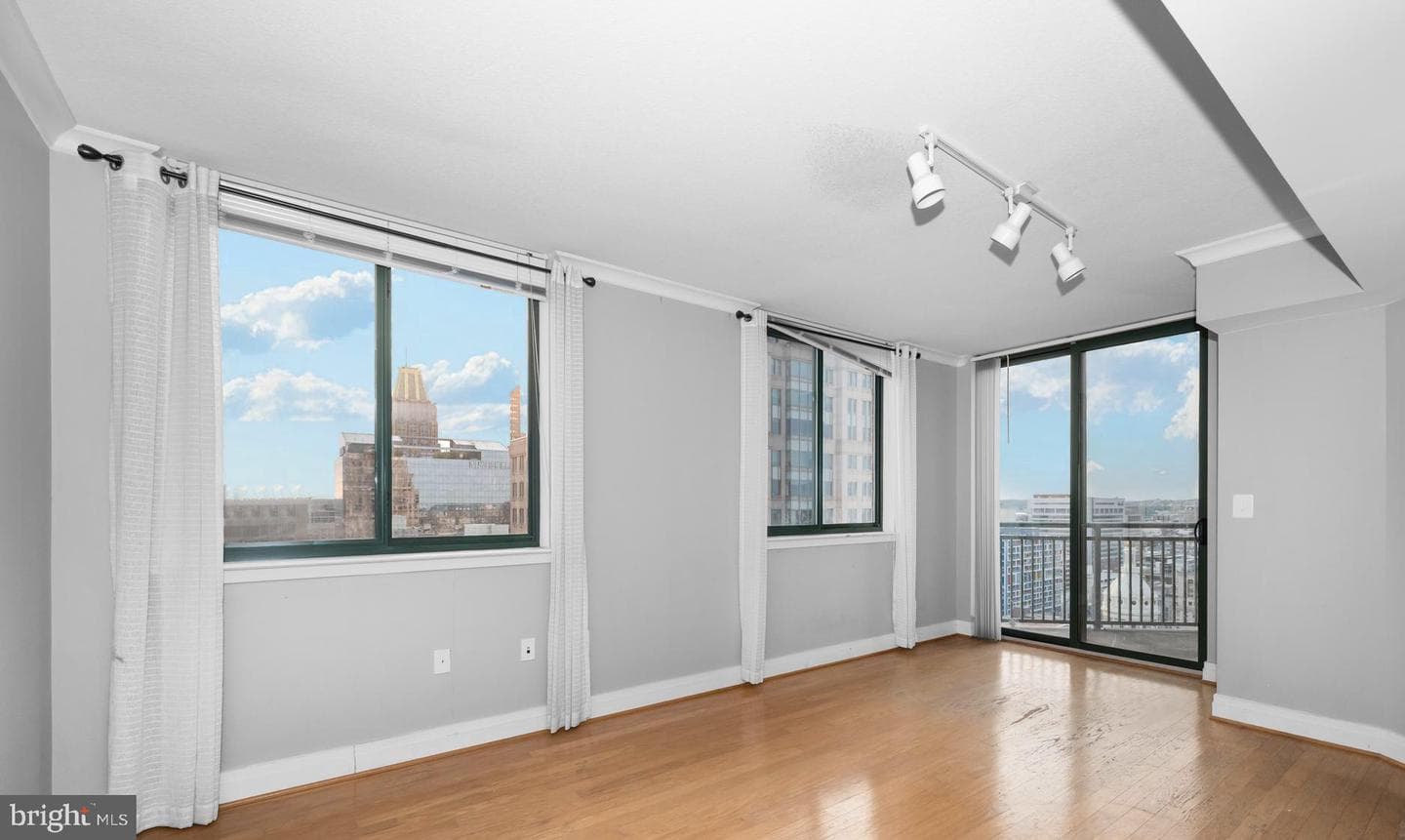414 Water Street #2805 photo 9
