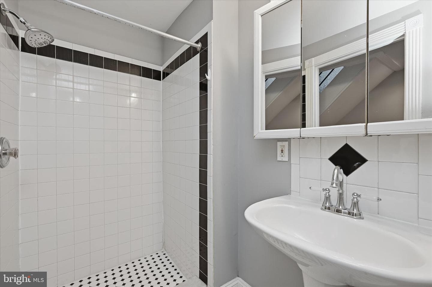 1621 Olive Street photo 17