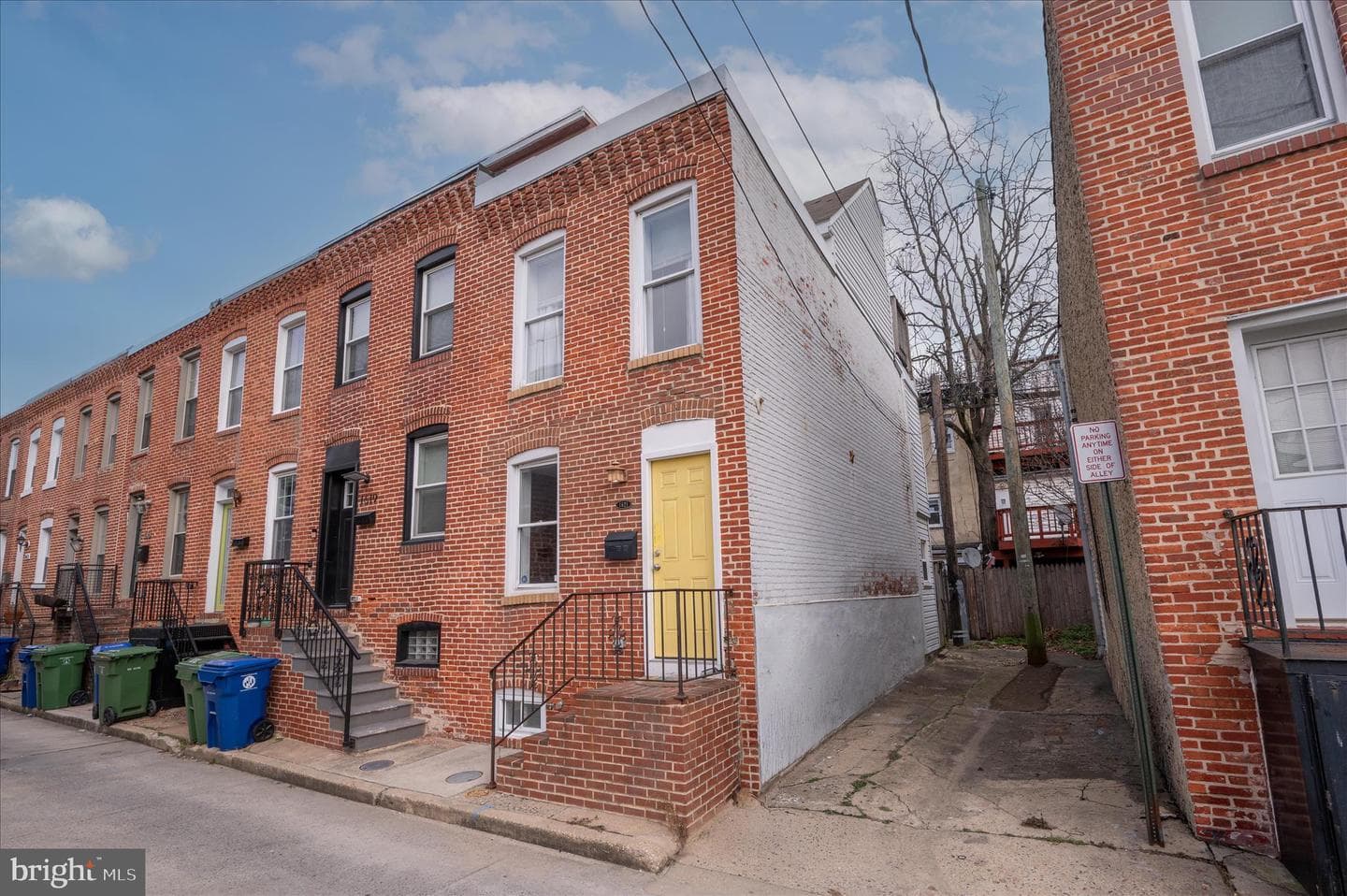1621 Olive Street photo 2
