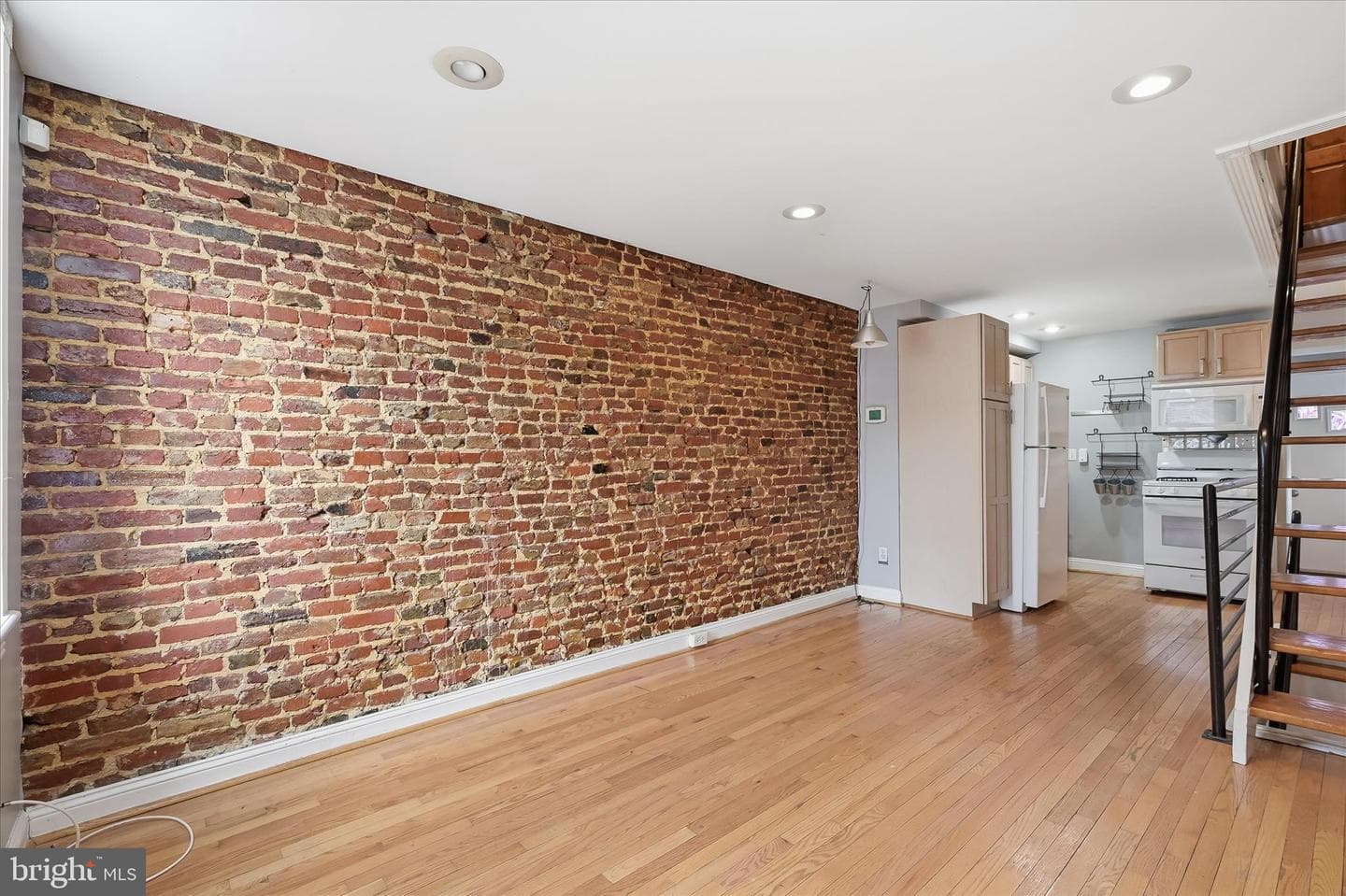 1621 Olive Street photo 5