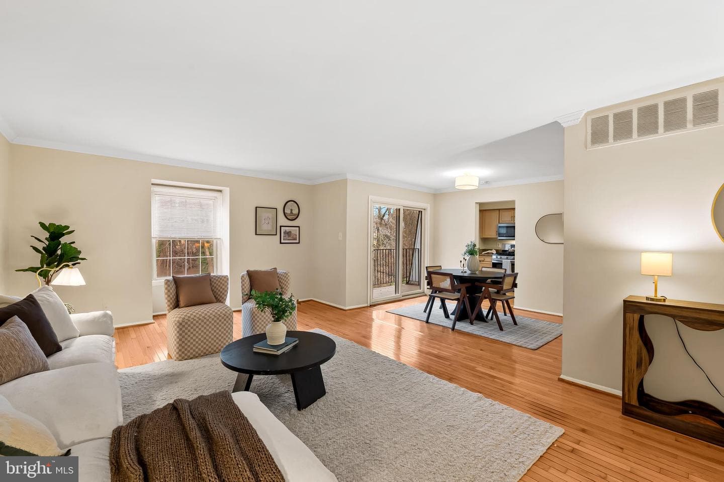 327 Homeland Southway #3b photo 10