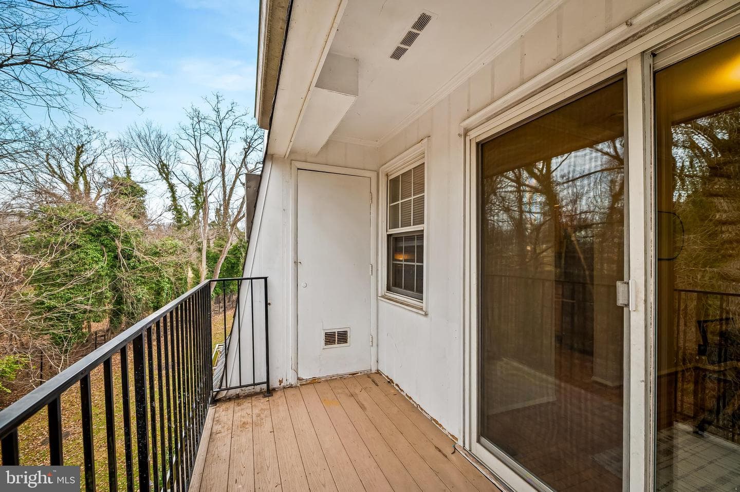 327 Homeland Southway #3b photo 19