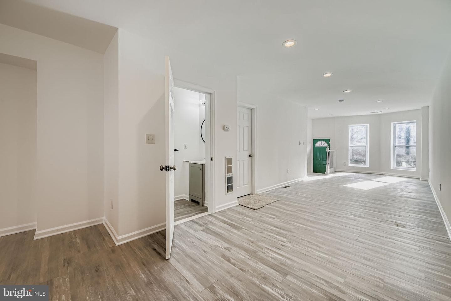 1006 E 20th Street photo 6