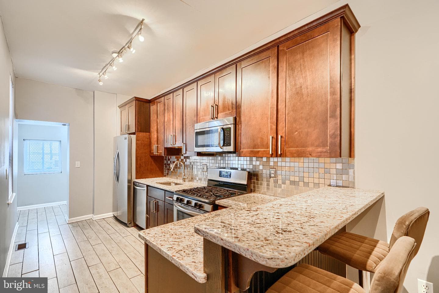 1410 E Oliver Street photo 13