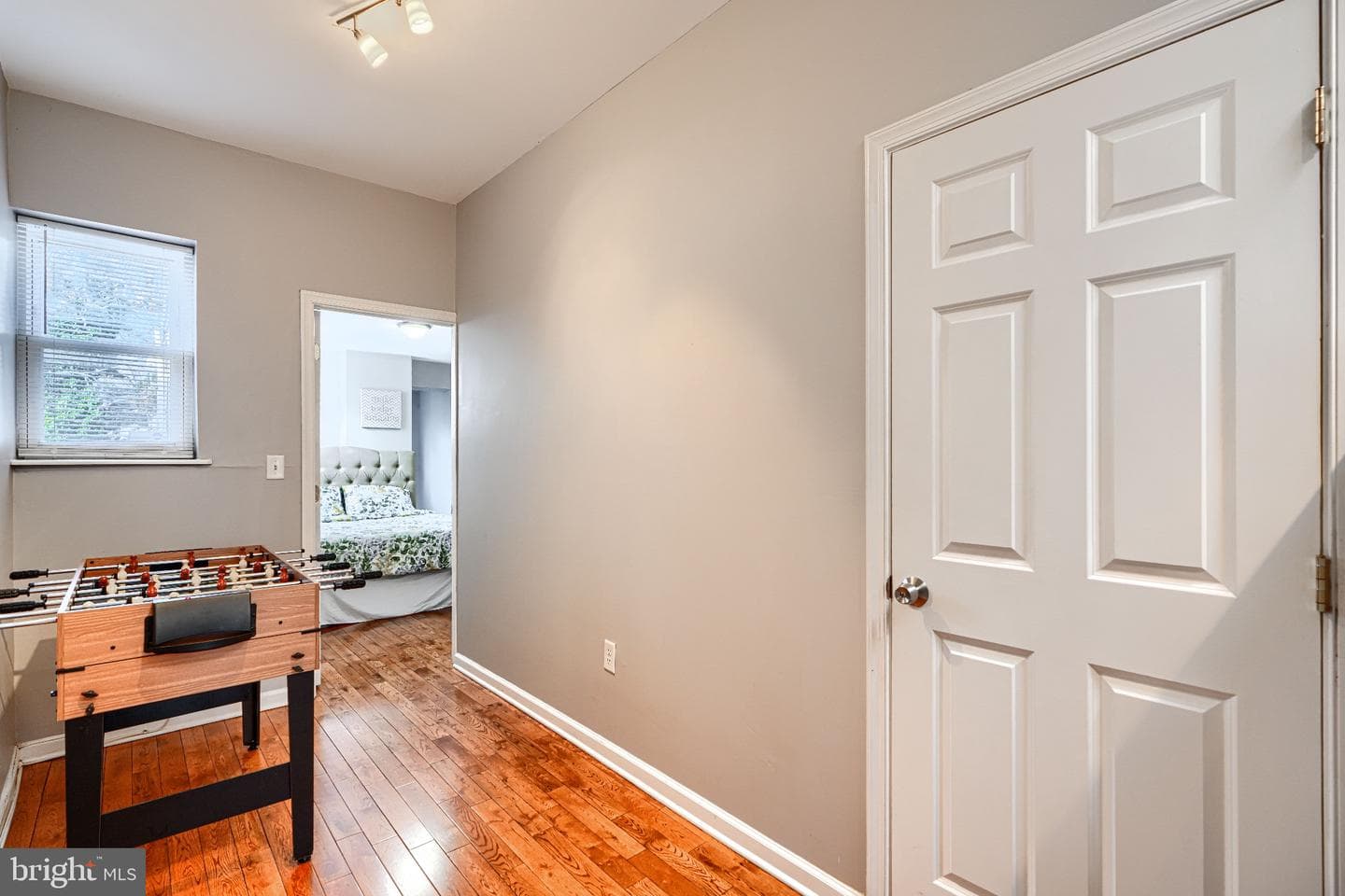1410 E Oliver Street photo 23
