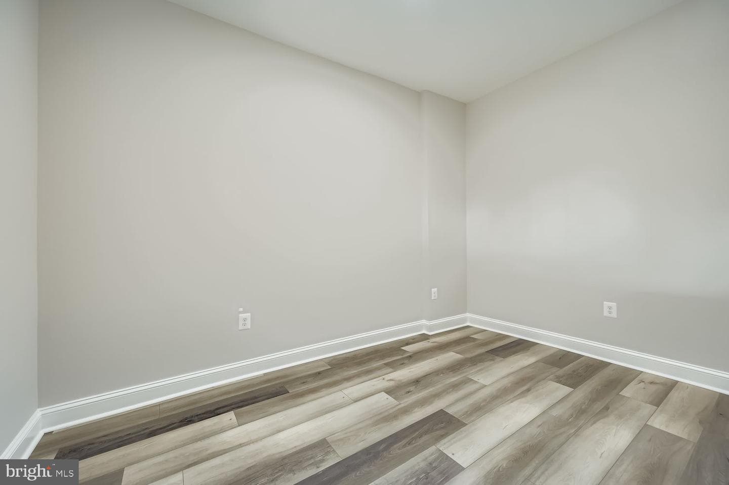 4119 Fairview Avenue photo 23