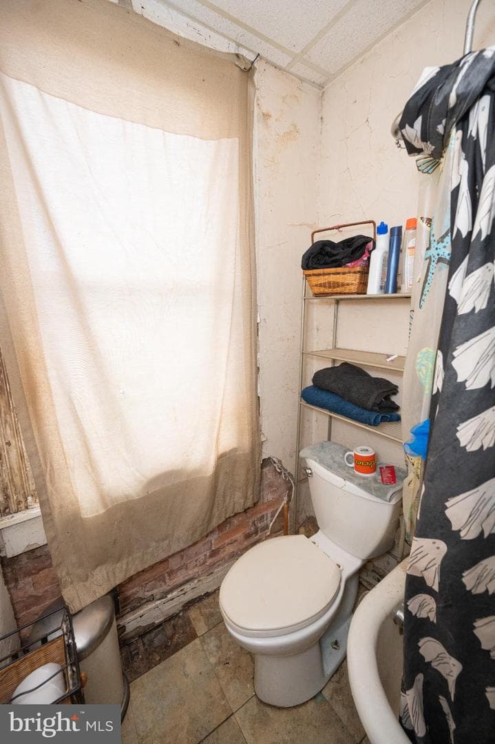 1208 Sargeant Street photo 15