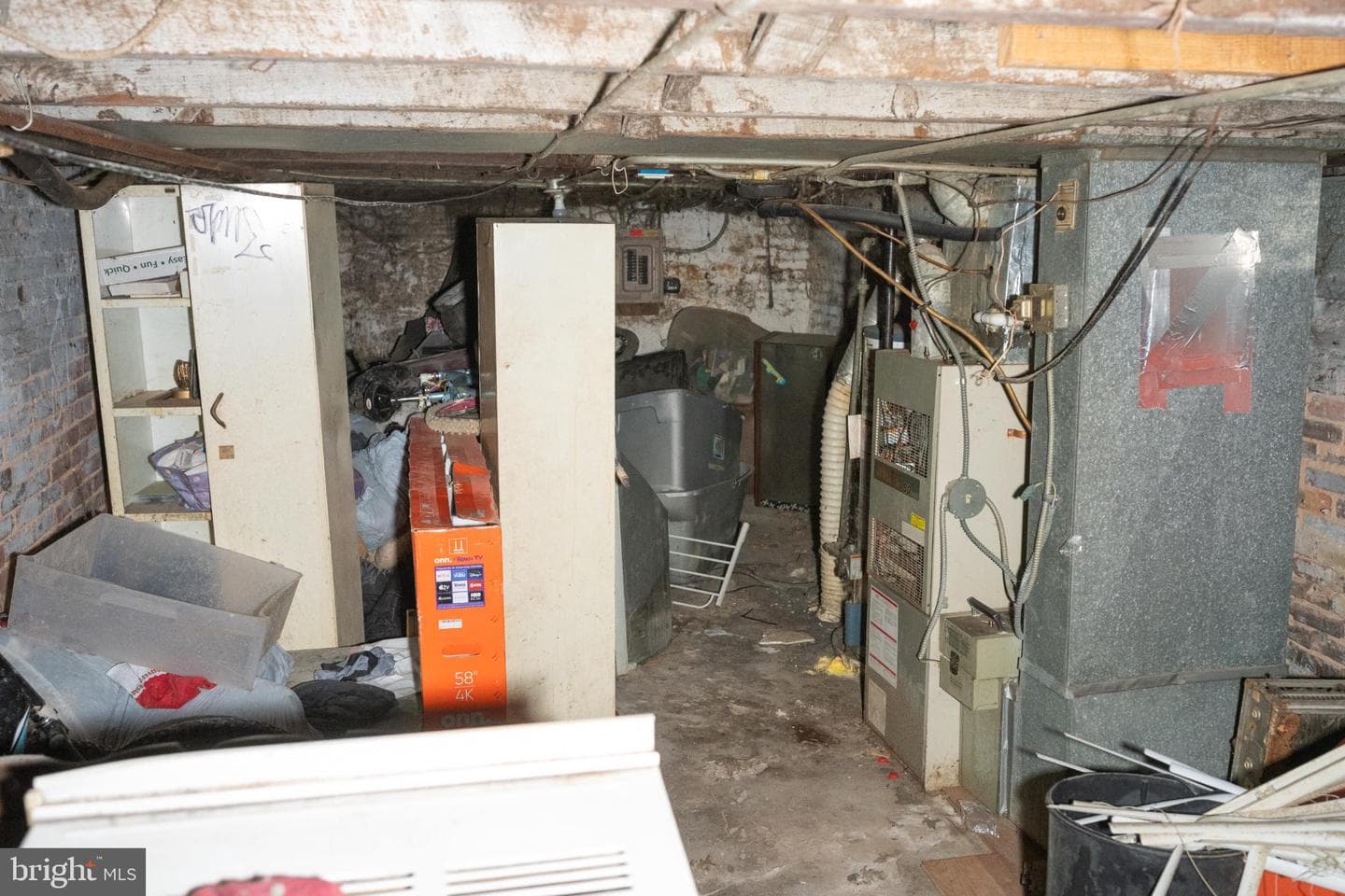 1208 Sargeant Street photo 16
