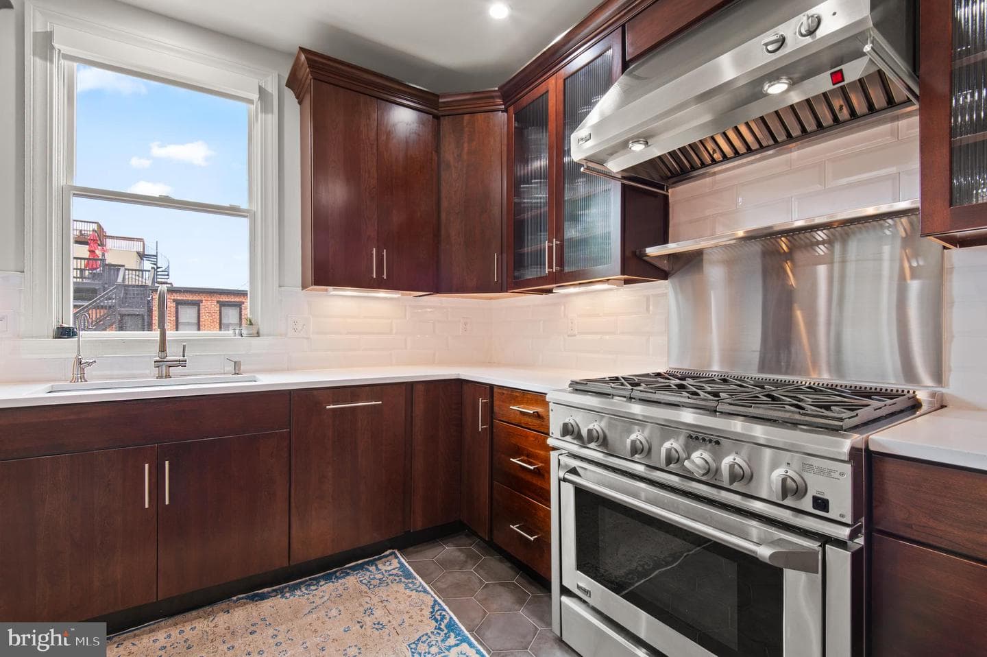3000 Hudson Street photo 13