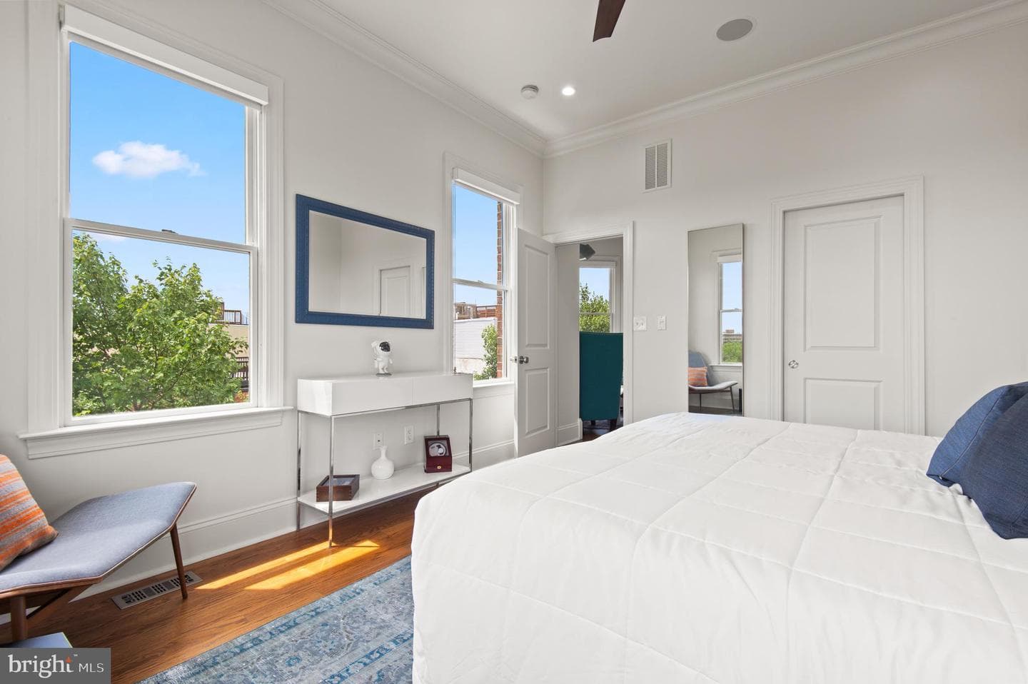 3000 Hudson Street photo 17