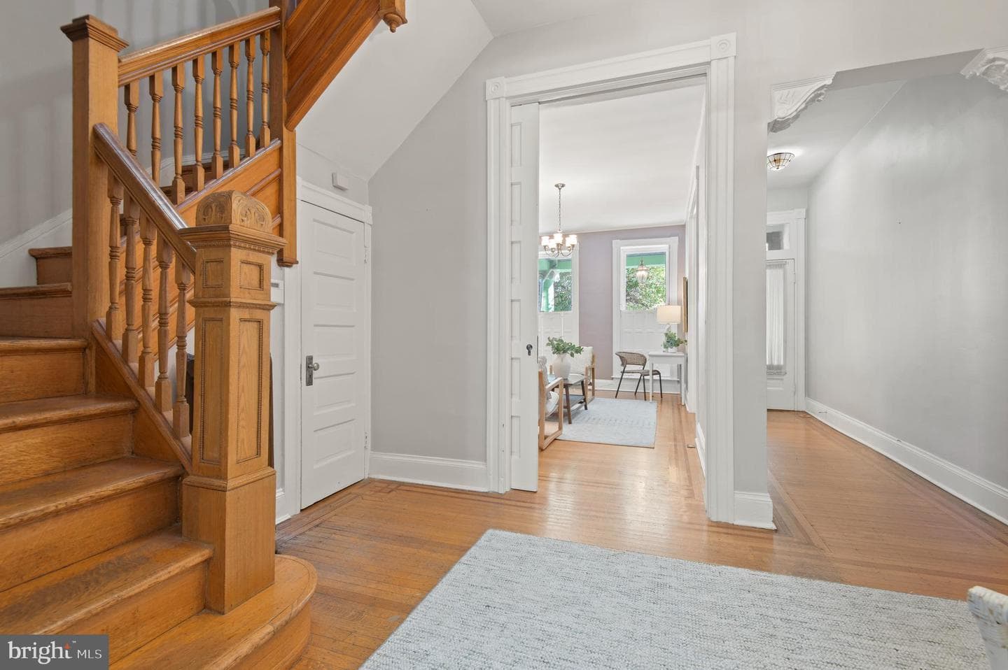 2838 Saint Paul Street photo 9