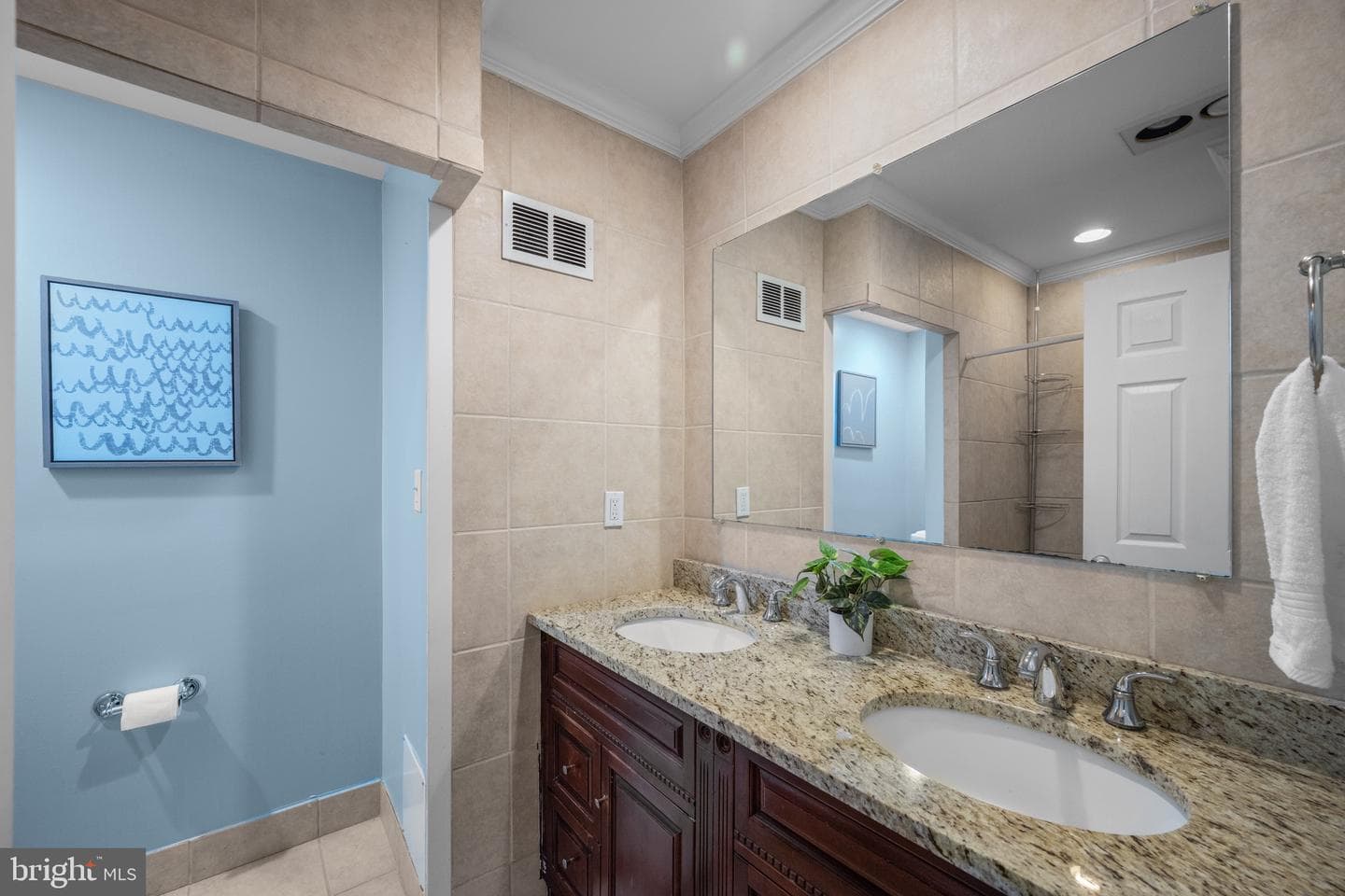 17 W Fort Avenue photo 24