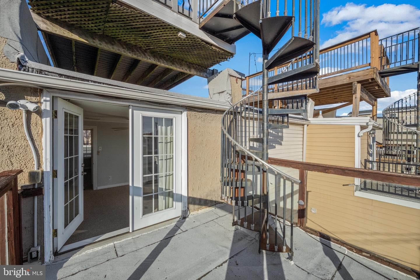 17 W Fort Avenue photo 32