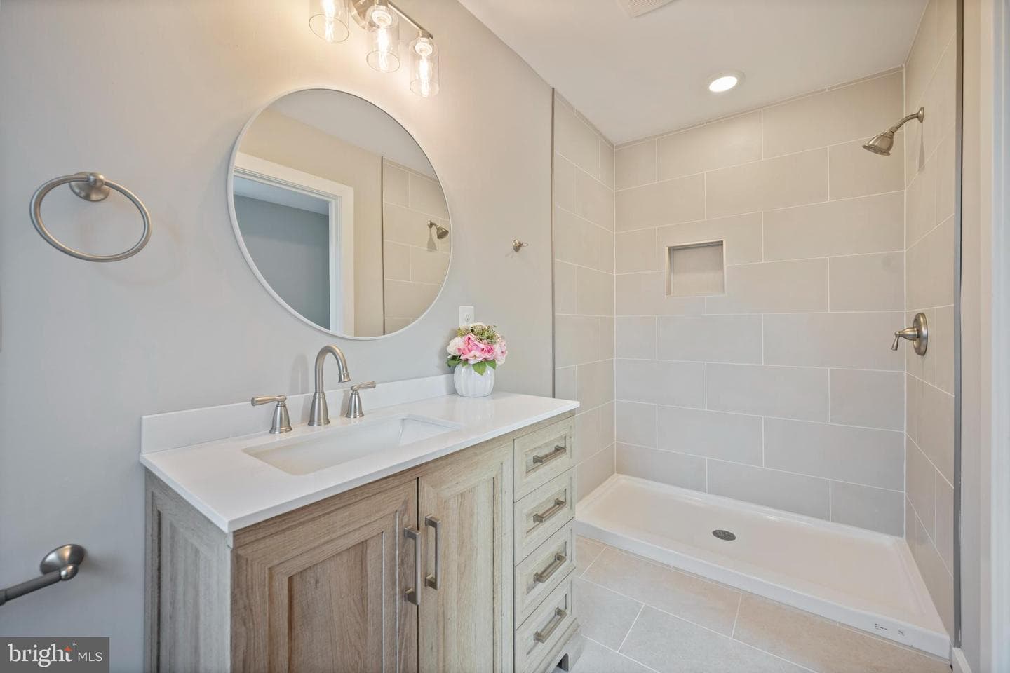 4512 Weitzel Avenue photo 25