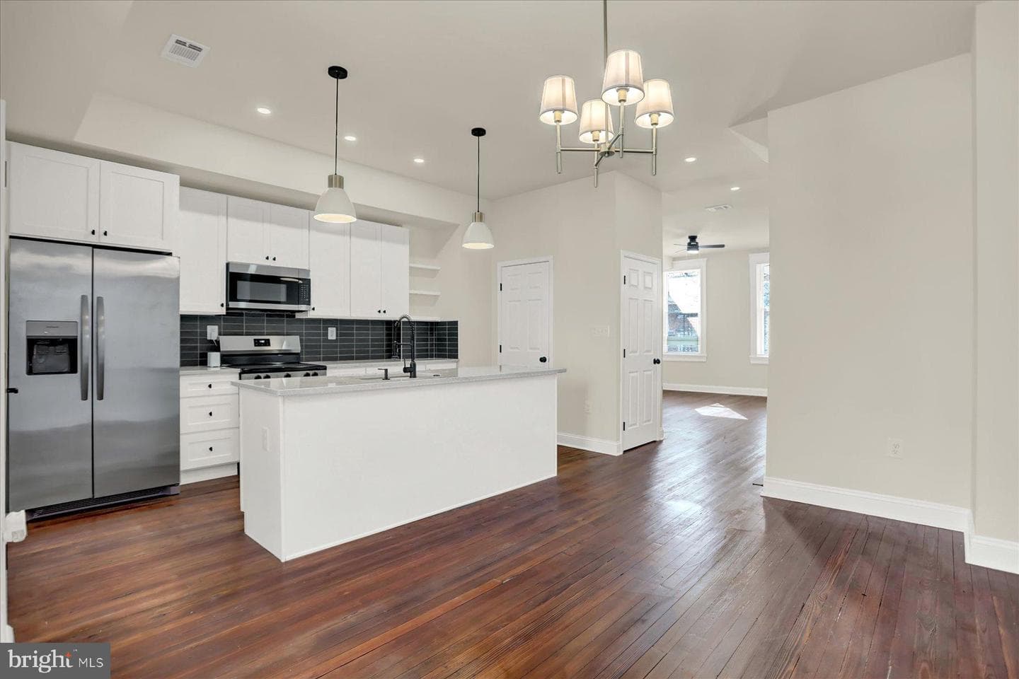 2920 Brighton Street photo 9