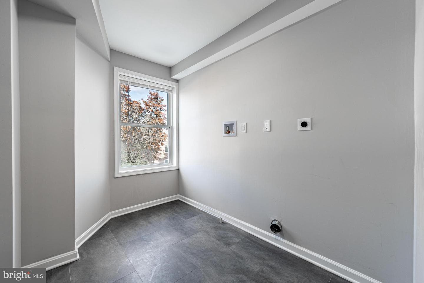 708 W 34th Street photo 23