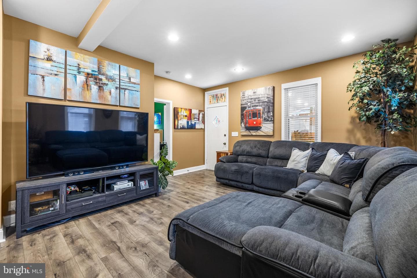 3203 Taylor Avenue photo 10