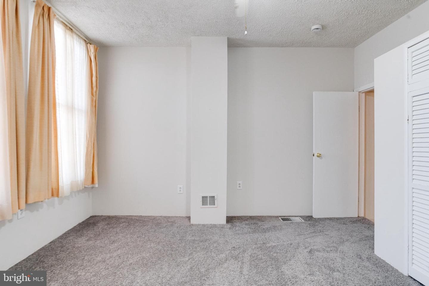 1313 James Street photo 23