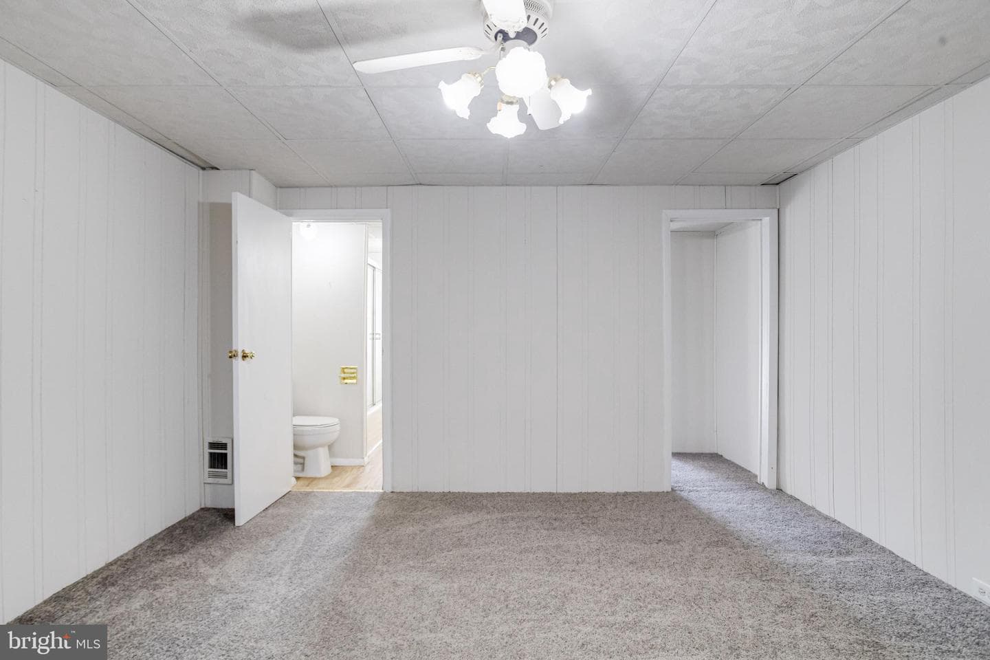 1313 James Street photo 29