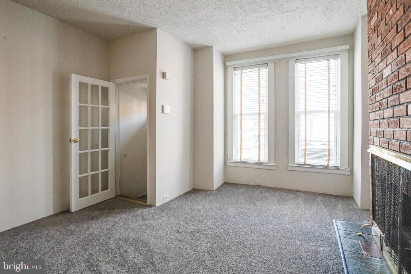 1313 James Street photo 4