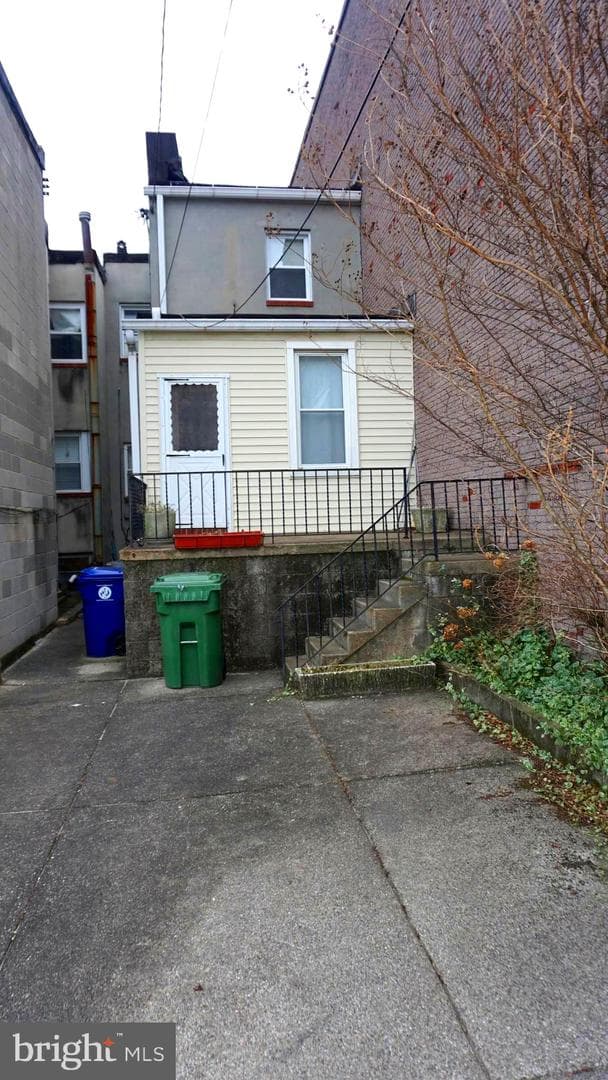 242 S Highland Avenue photo 27