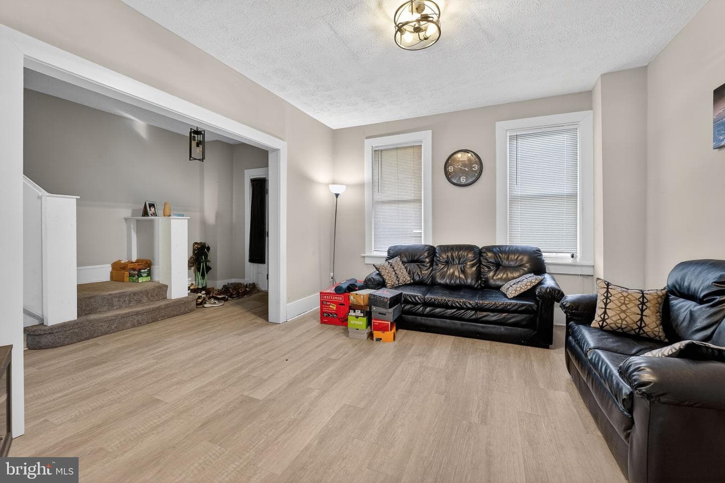 2483 Shirley Avenue photo 4