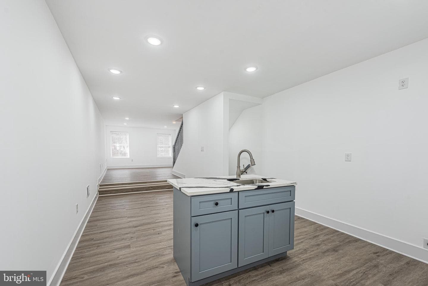 1007 N Mount Street photo 13