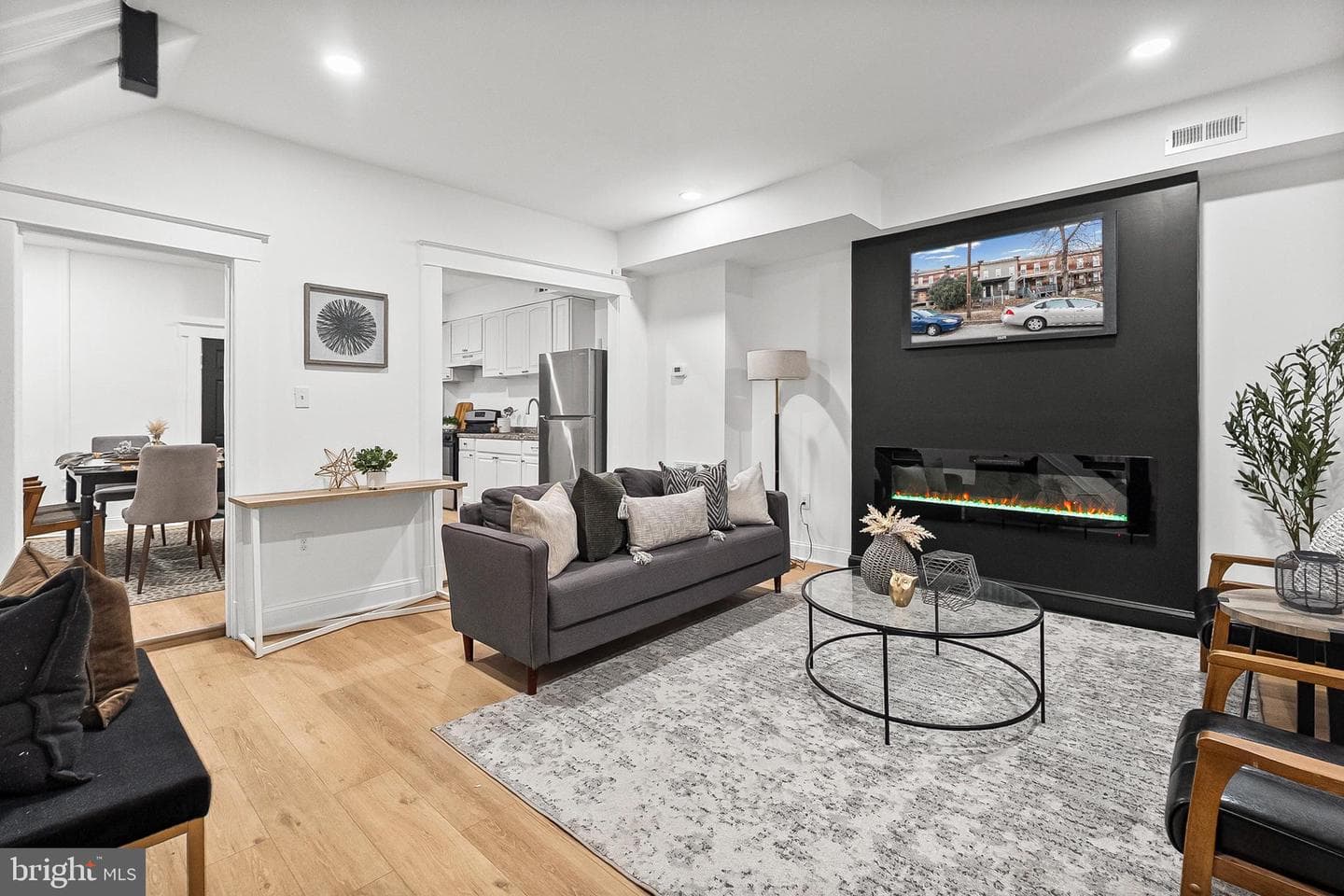 2316 Cedley Street photo 1