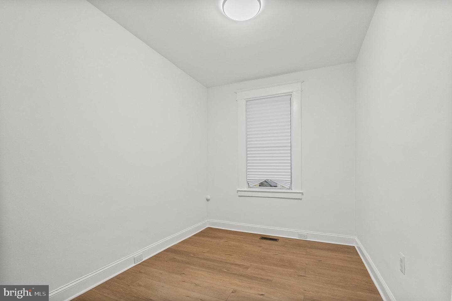 2316 Cedley Street photo 19