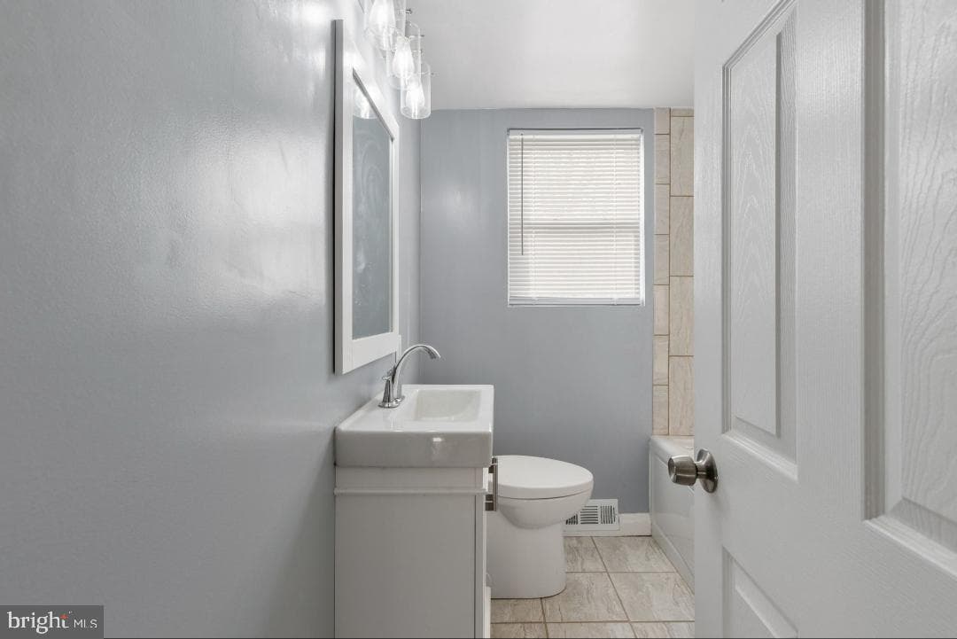 5102 Plymouth Road photo 16
