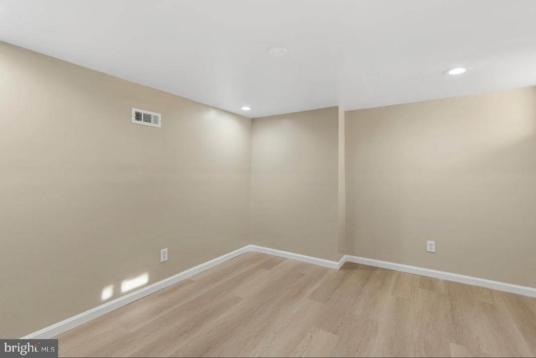 5102 Plymouth Road photo 19