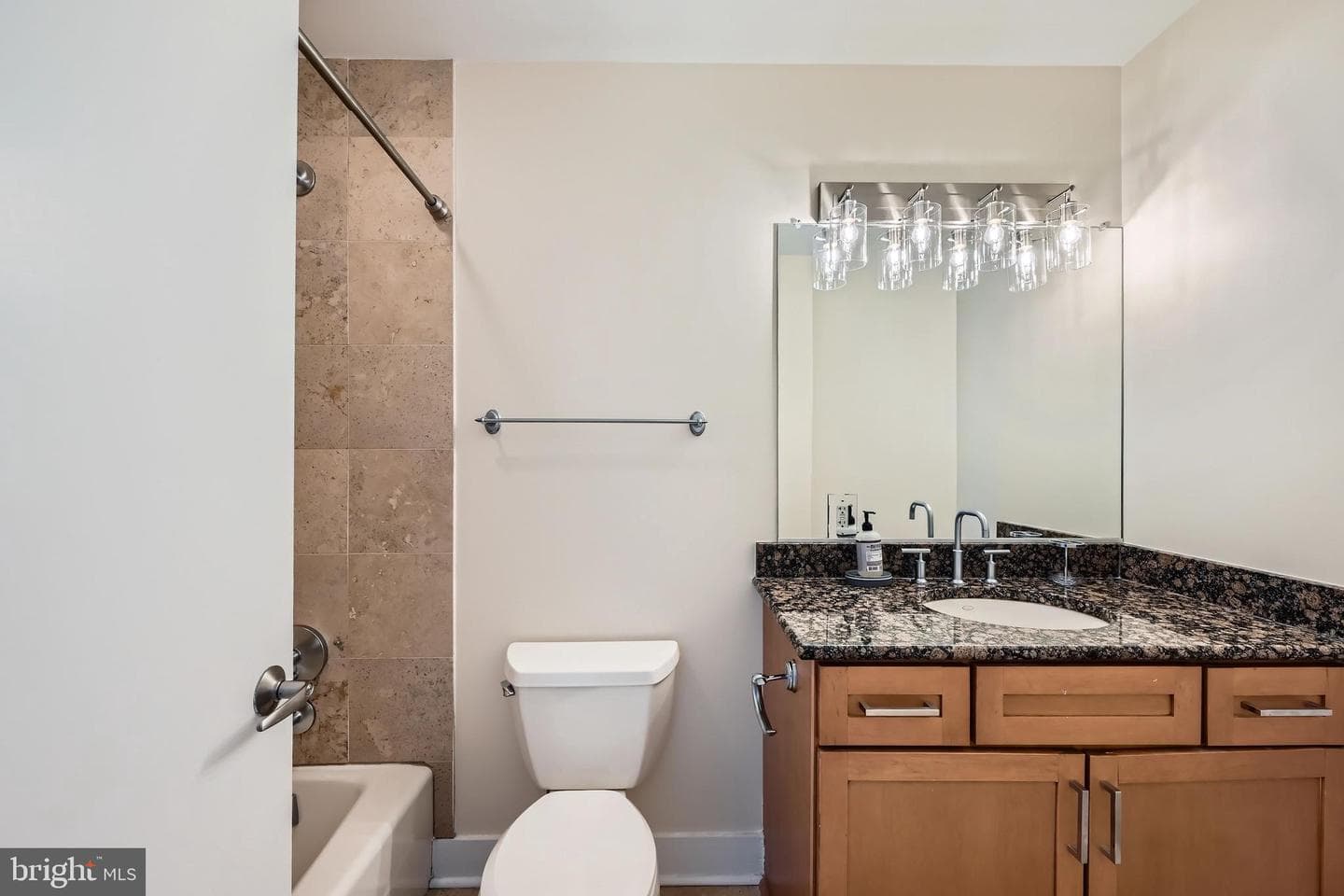 1400 Lancaster Street #303 photo 21