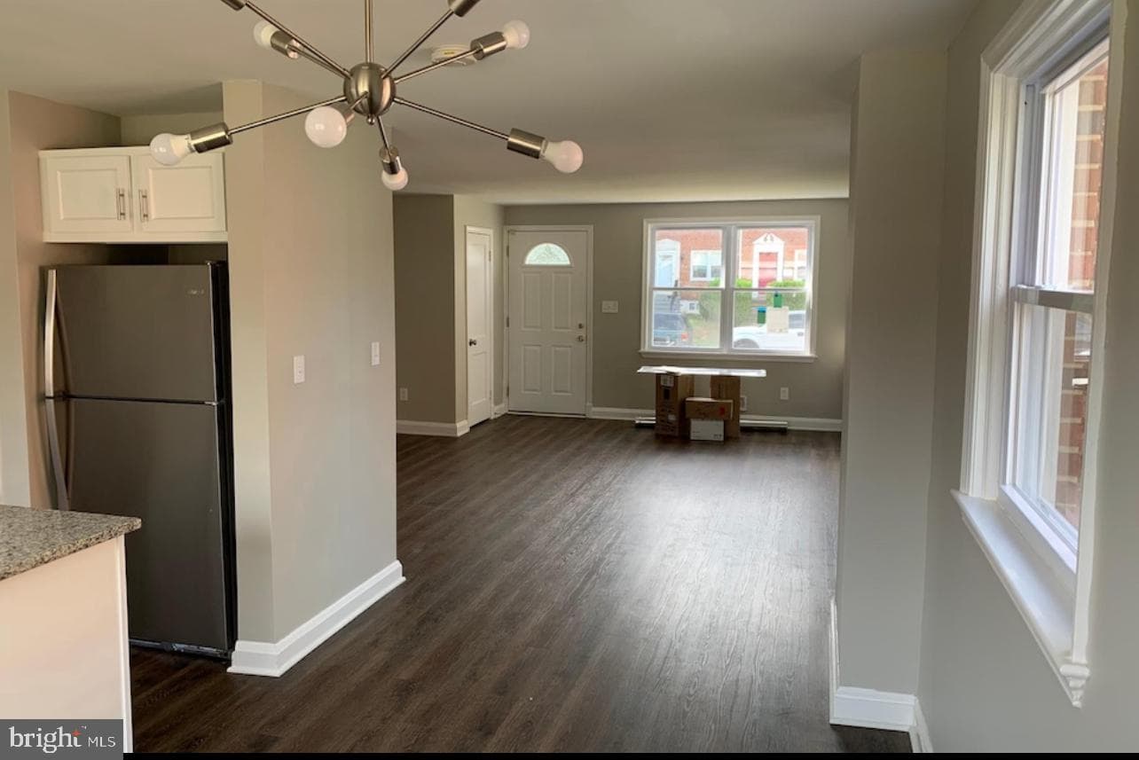 4738 Shamrock Avenue photo 3