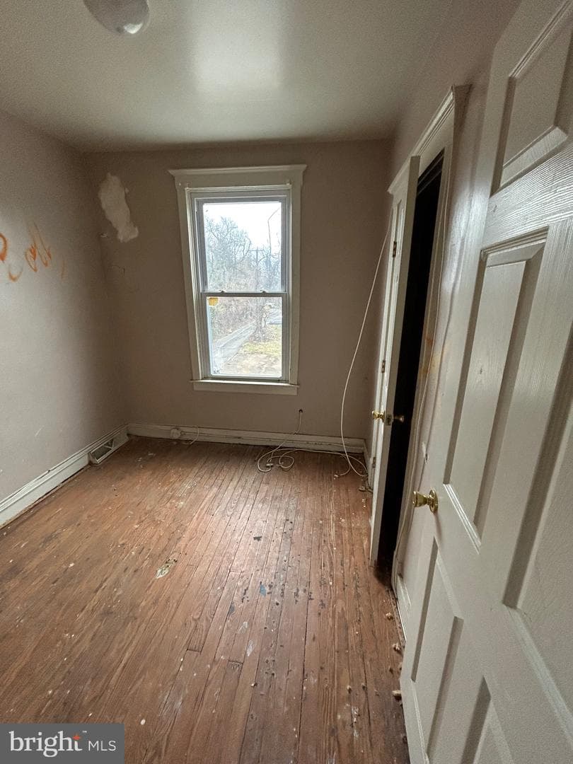 2802 Springhill Avenue photo 8