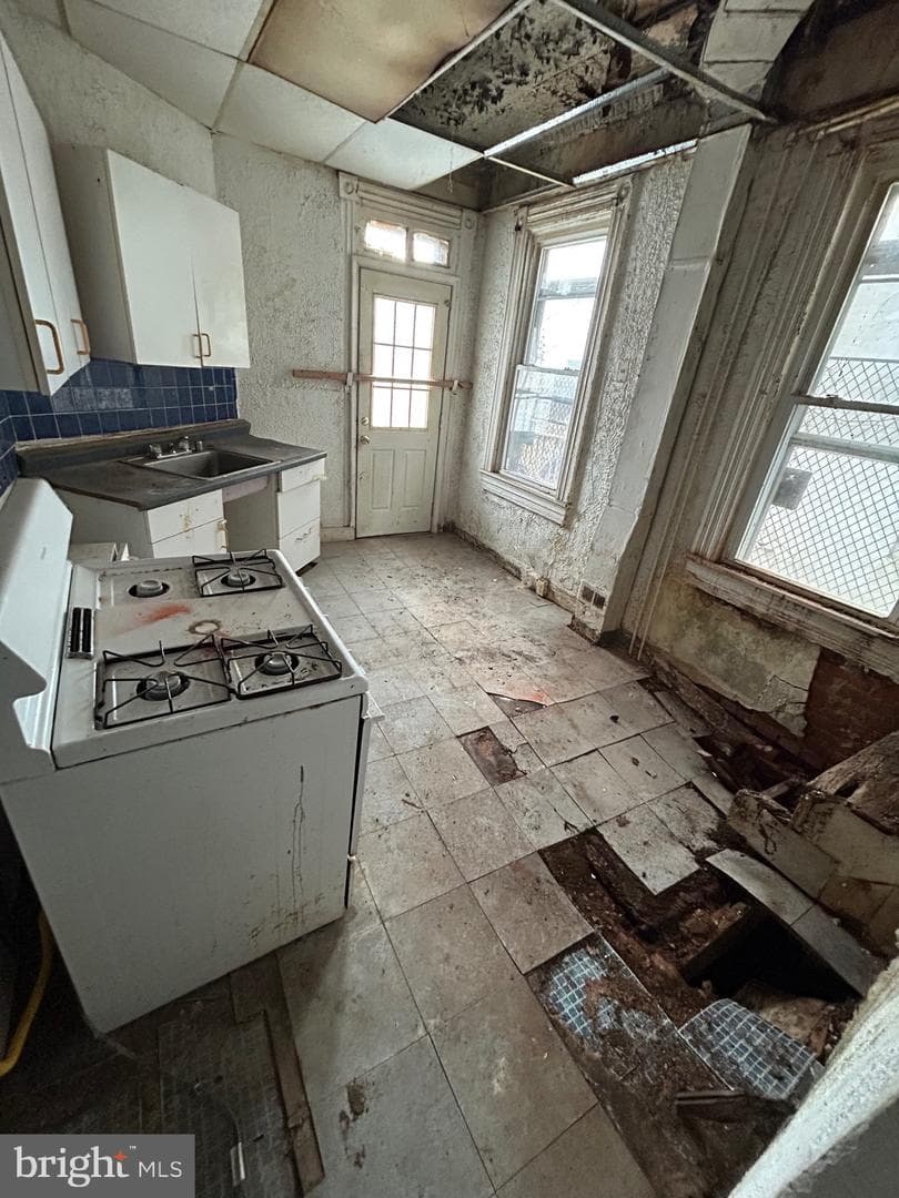 1539 N Broadway photo 4