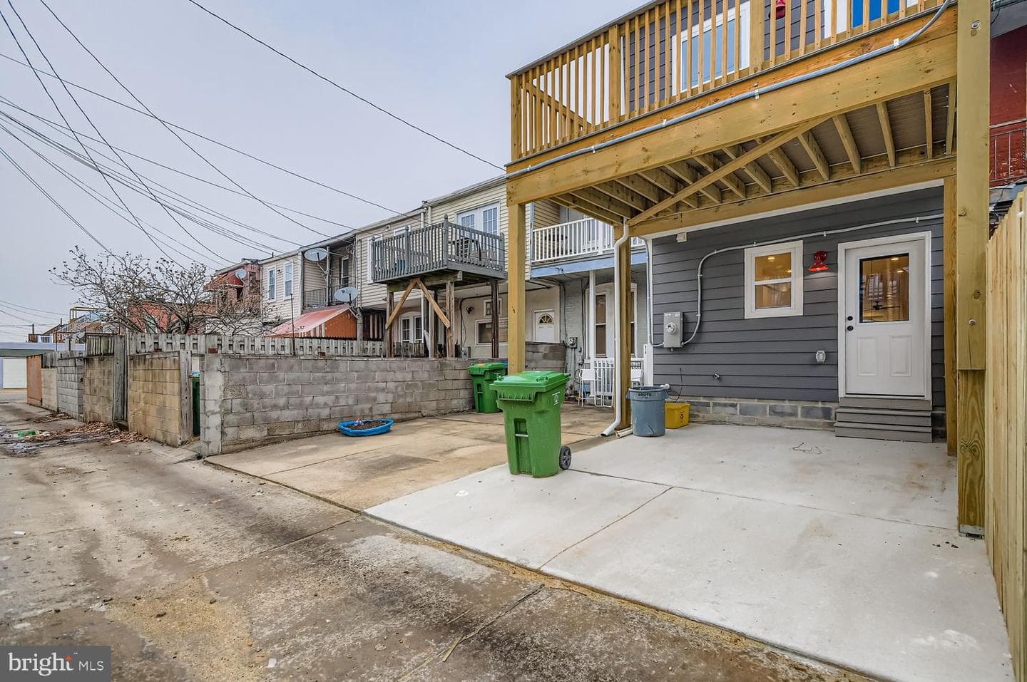 312 S East Avenue photo 28
