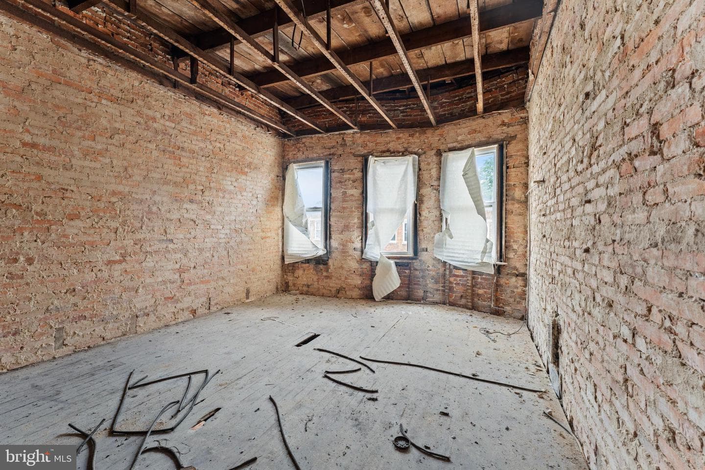 809 Appleton Street photo 9