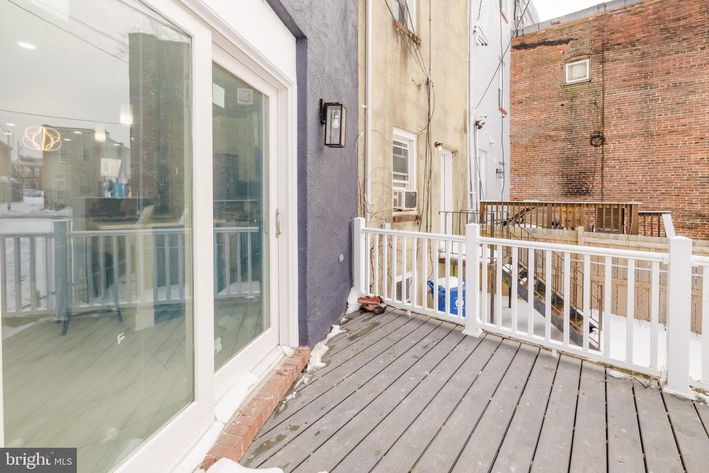 536 Laurens Street photo 12