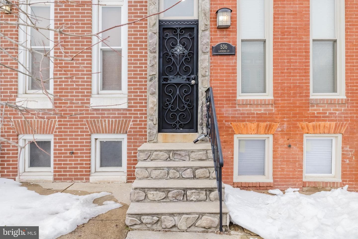 536 Laurens Street photo 3