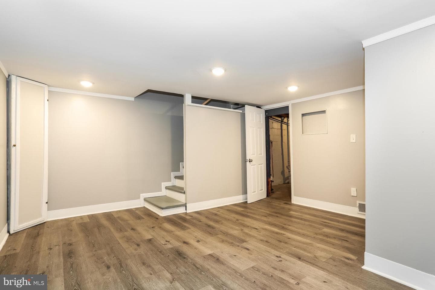 1010 Reverdy Road photo 13