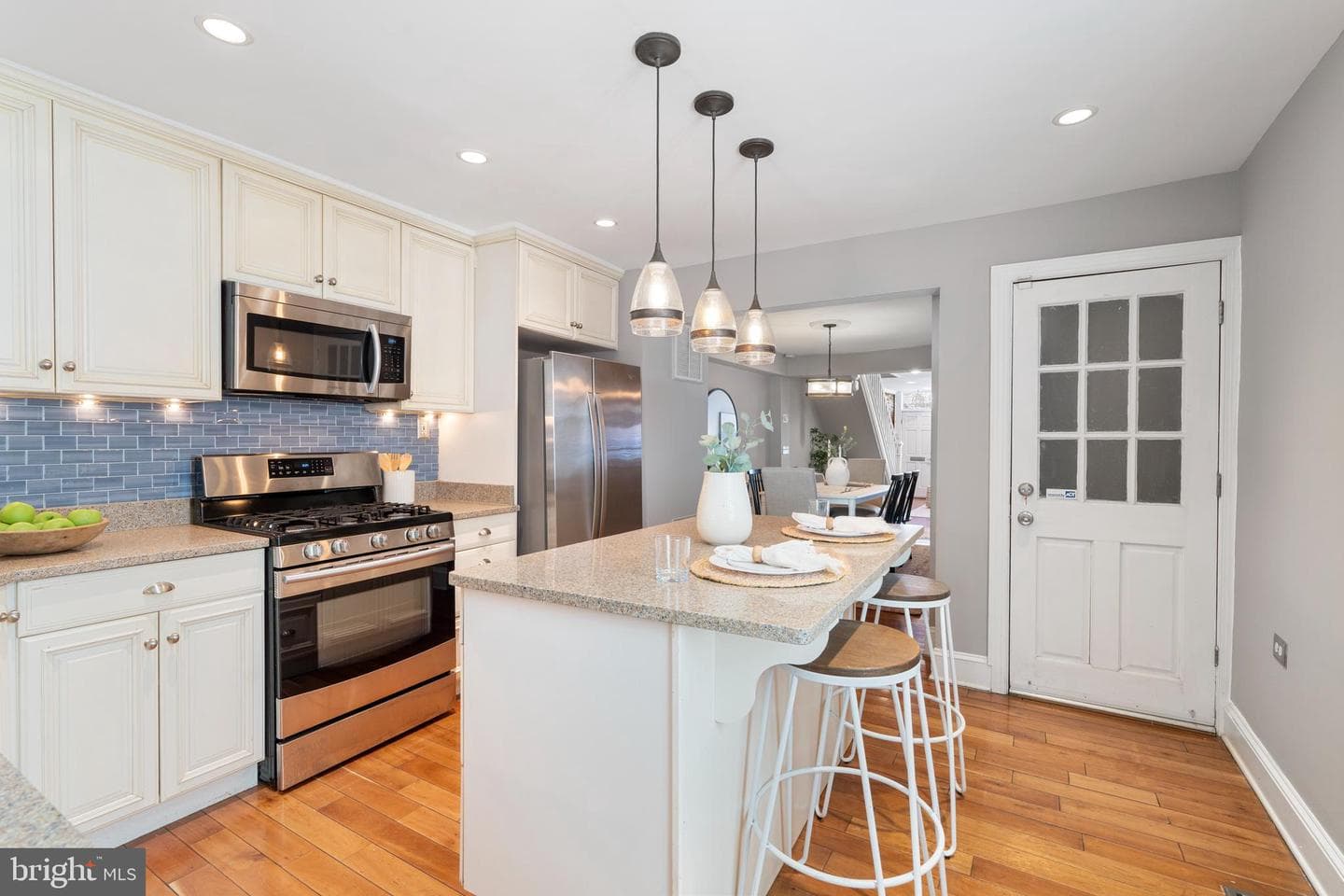 2235 Essex Street photo 15