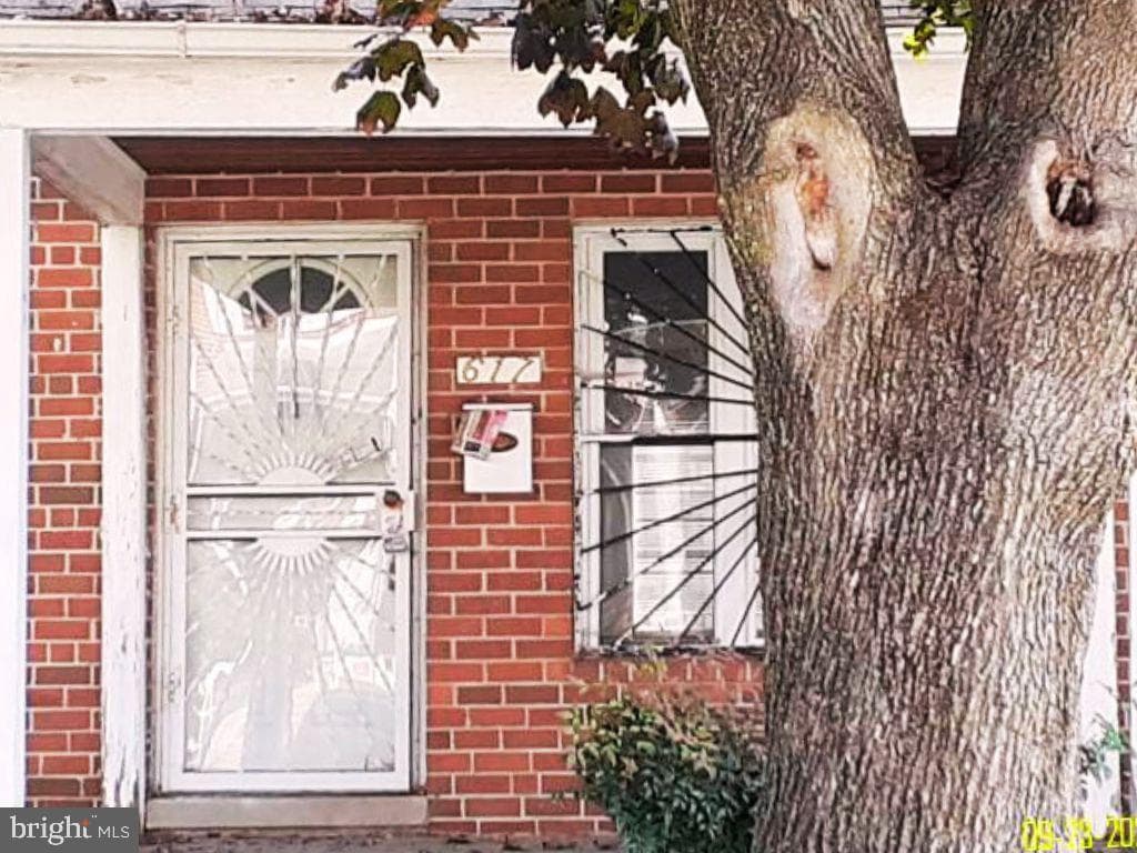 617 Brisbane Road, Baltimore